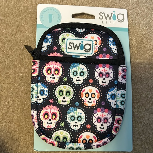 Swig Life Sugar Skulls Mega Mug Pouch - Picture 2 of 6